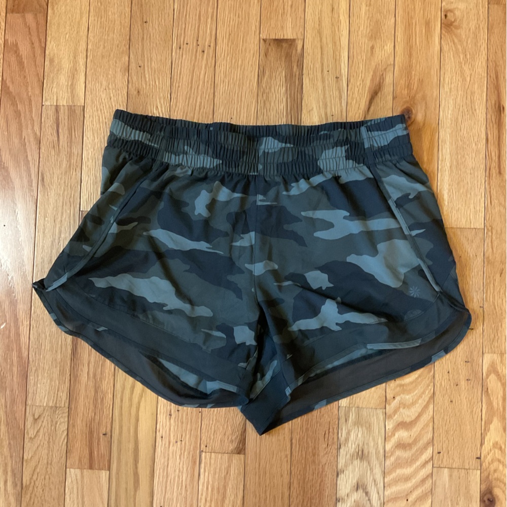 Athleta printed mesh racer short